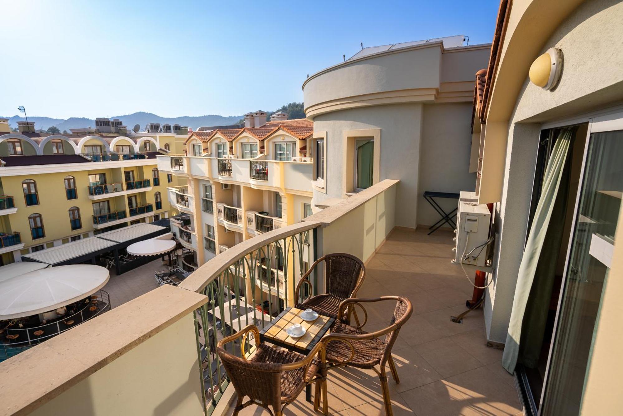 Club Karakas Apart Otel 말마리스 외부 사진