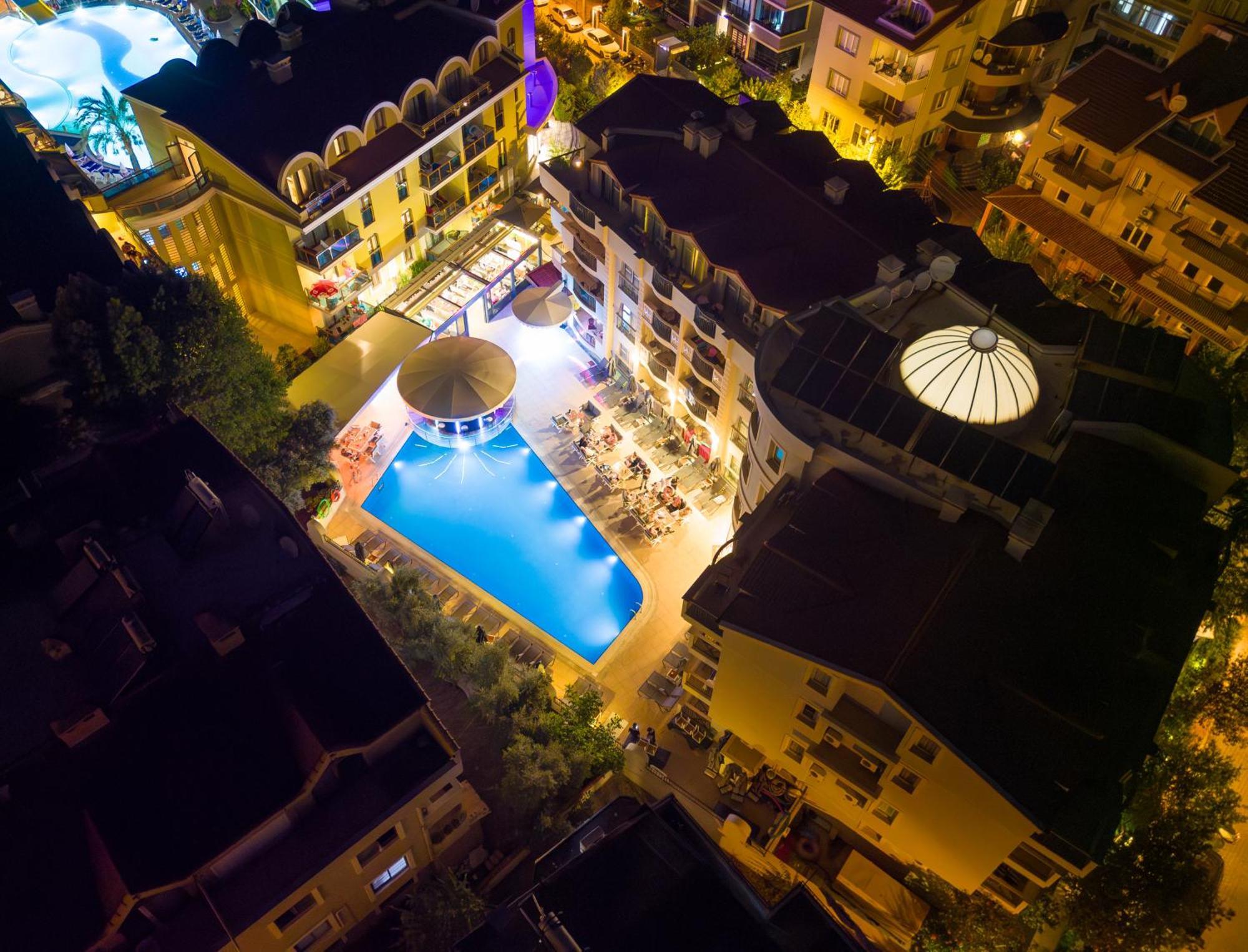 Club Karakas Apart Otel 말마리스 외부 사진
